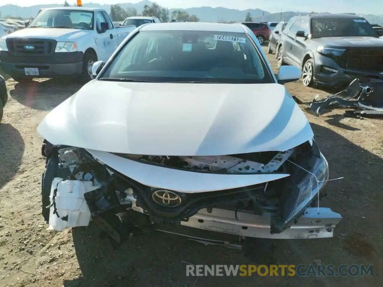 5 Photograph of a damaged car 4T1C11AK9LU334293 TOYOTA CAMRY 2020