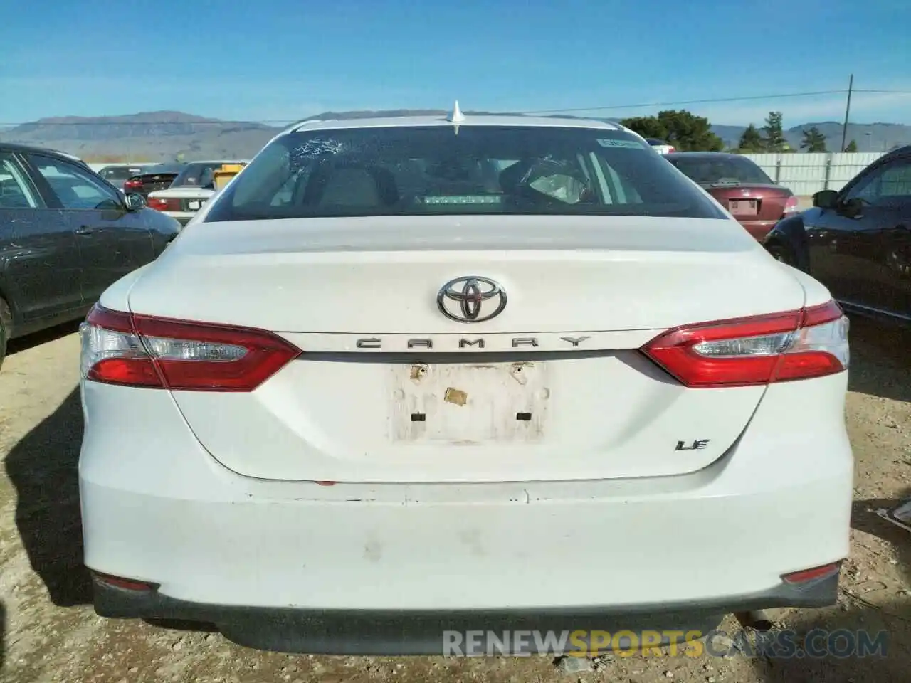 6 Photograph of a damaged car 4T1C11AK9LU334293 TOYOTA CAMRY 2020