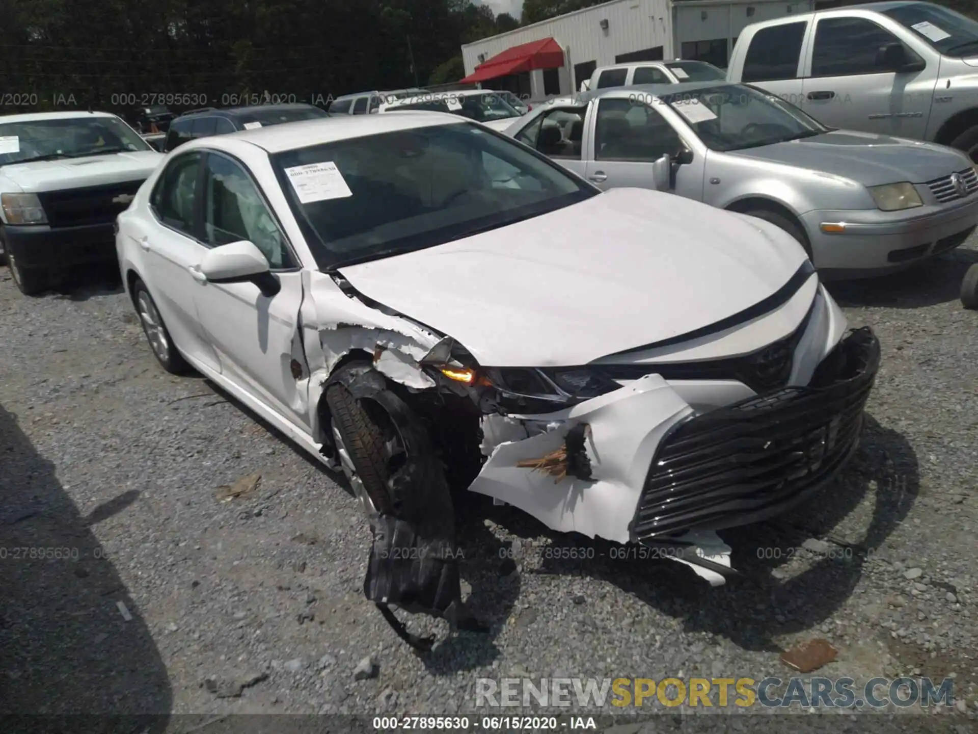 1 Photograph of a damaged car 4T1C11AK9LU342720 TOYOTA CAMRY 2020