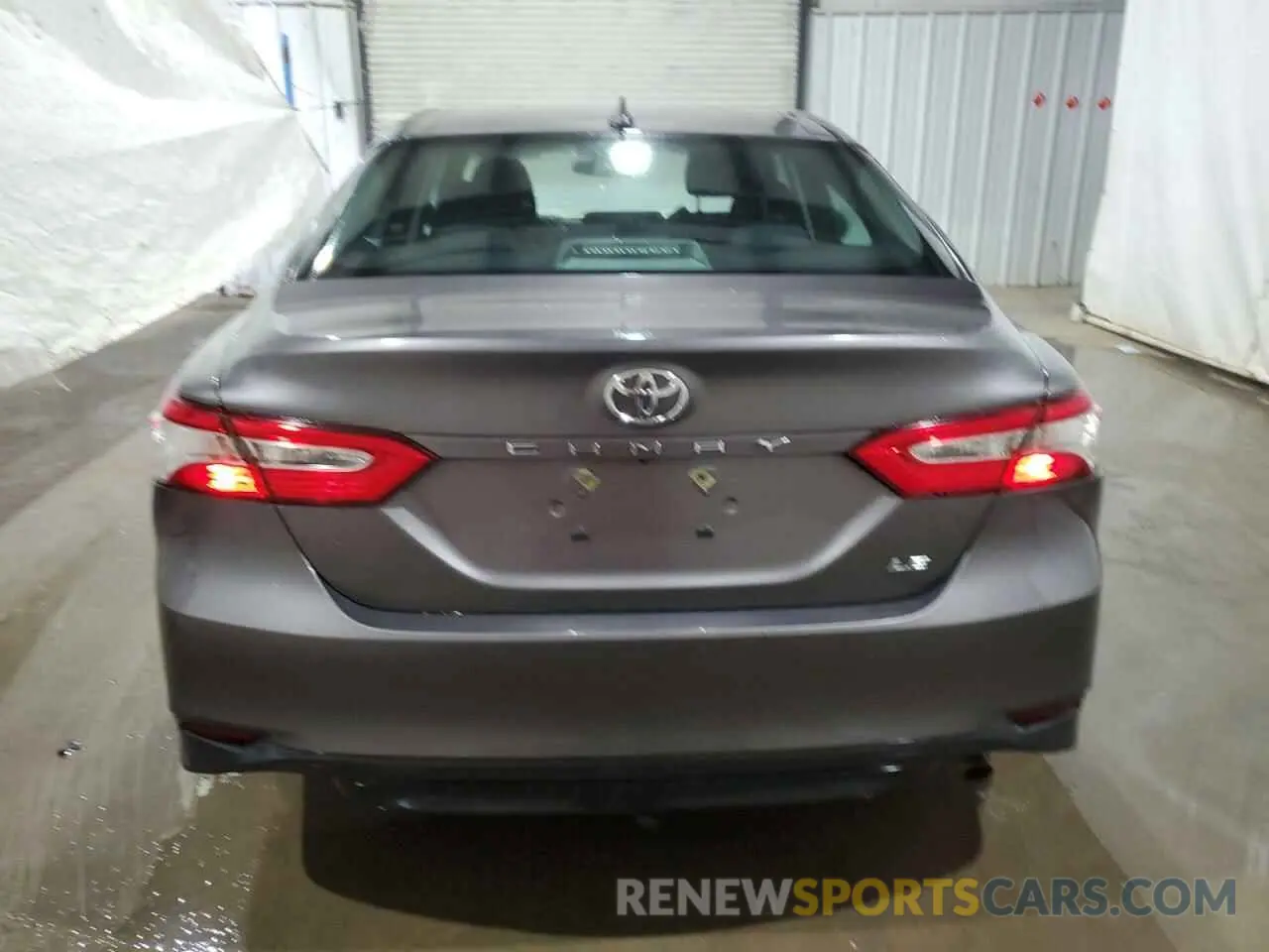 6 Photograph of a damaged car 4T1C11AK9LU345391 TOYOTA CAMRY 2020