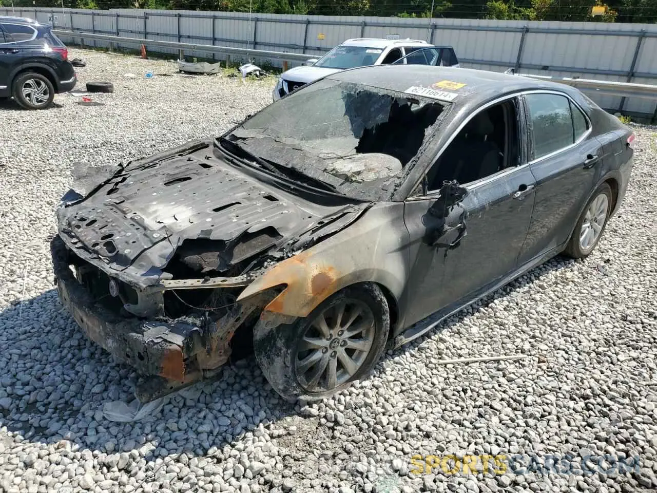 1 Photograph of a damaged car 4T1C11AK9LU348128 TOYOTA CAMRY 2020