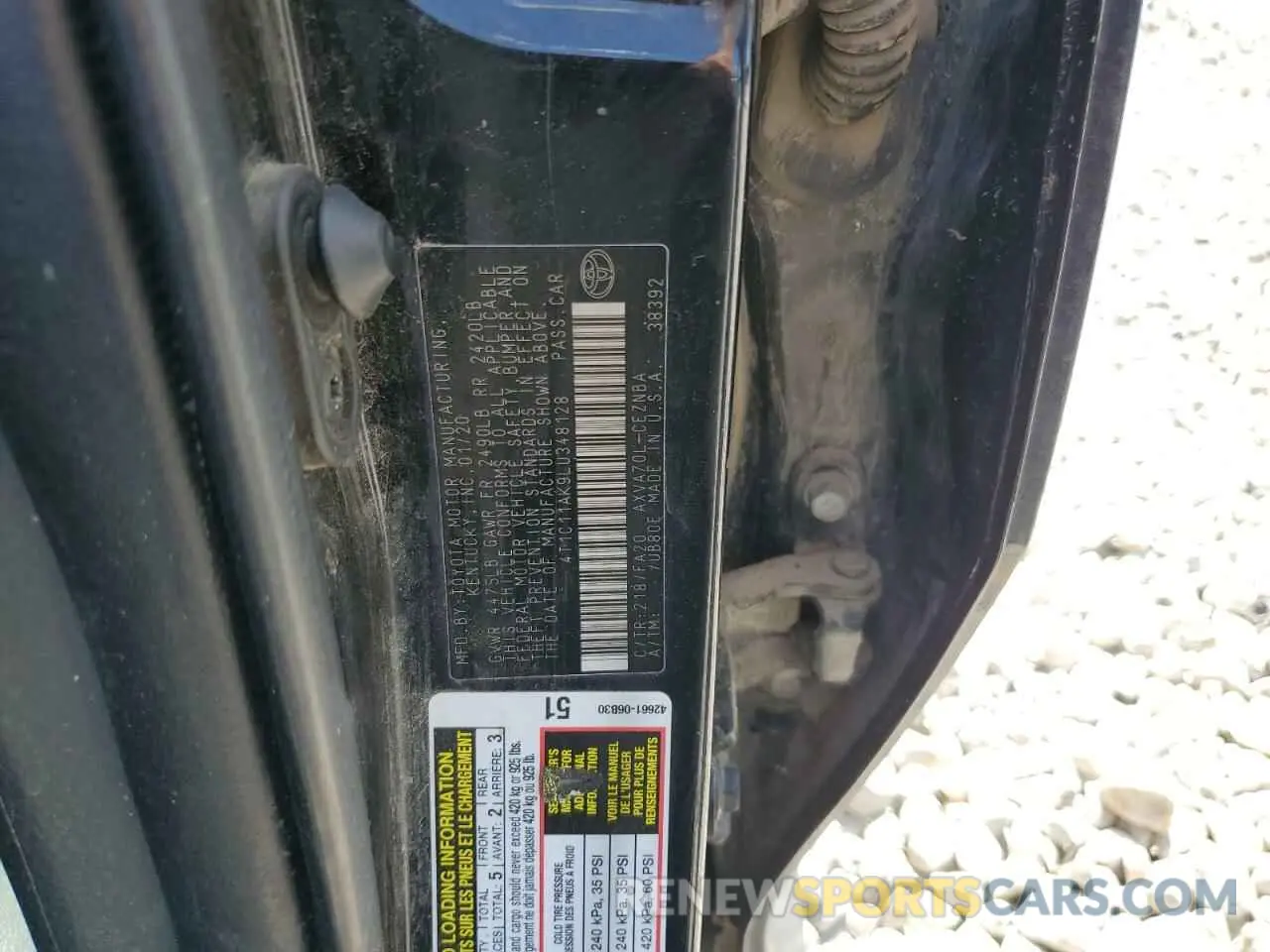 12 Photograph of a damaged car 4T1C11AK9LU348128 TOYOTA CAMRY 2020