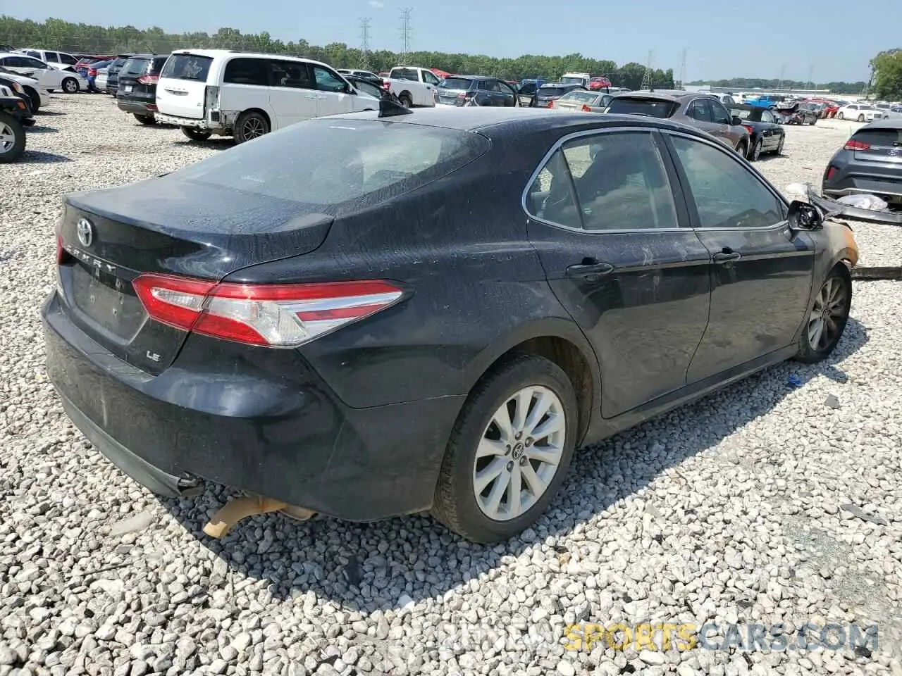 3 Photograph of a damaged car 4T1C11AK9LU348128 TOYOTA CAMRY 2020