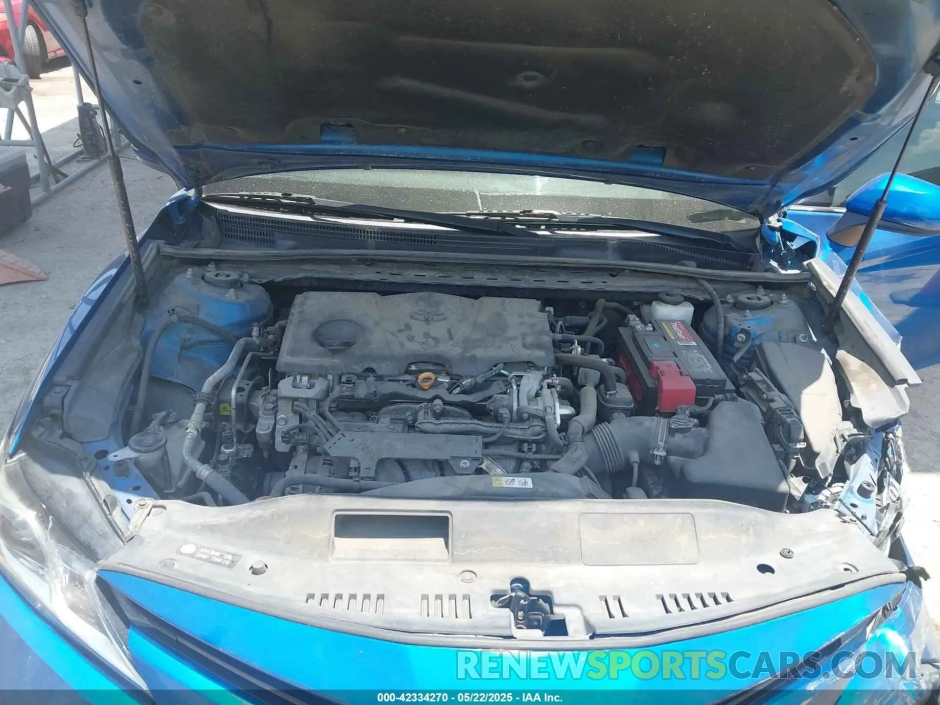 10 Photograph of a damaged car 4T1C11AK9LU351711 TOYOTA CAMRY 2020