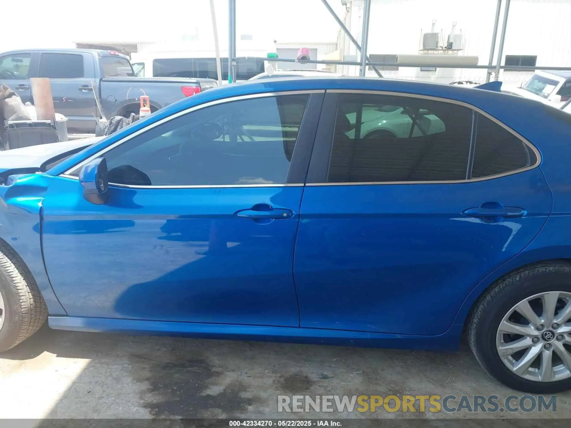 14 Photograph of a damaged car 4T1C11AK9LU351711 TOYOTA CAMRY 2020