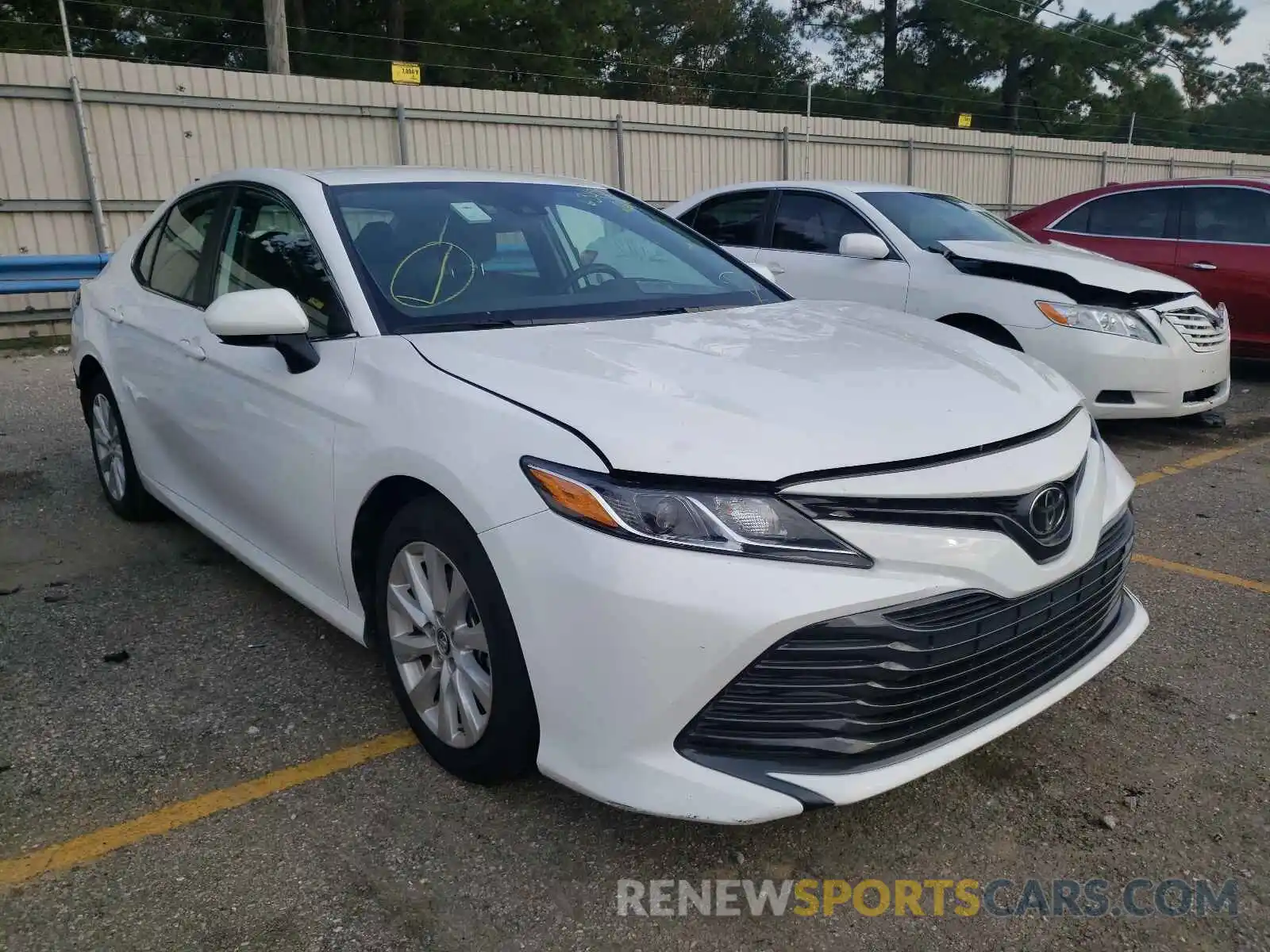 1 Photograph of a damaged car 4T1C11AK9LU356200 TOYOTA CAMRY 2020