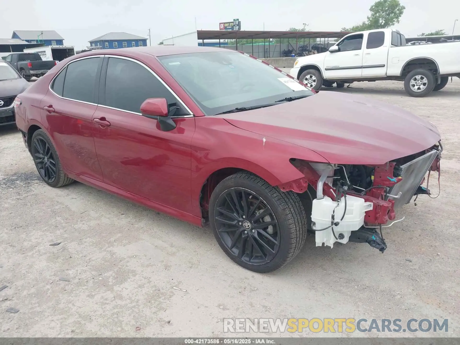 1 Photograph of a damaged car 4T1C11AK9LU367567 TOYOTA CAMRY 2020