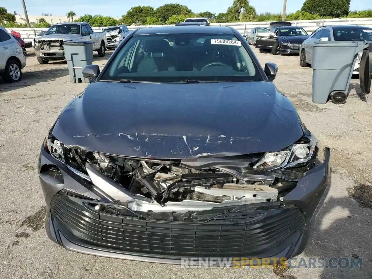 5 Photograph of a damaged car 4T1C11AK9LU376513 TOYOTA CAMRY 2020