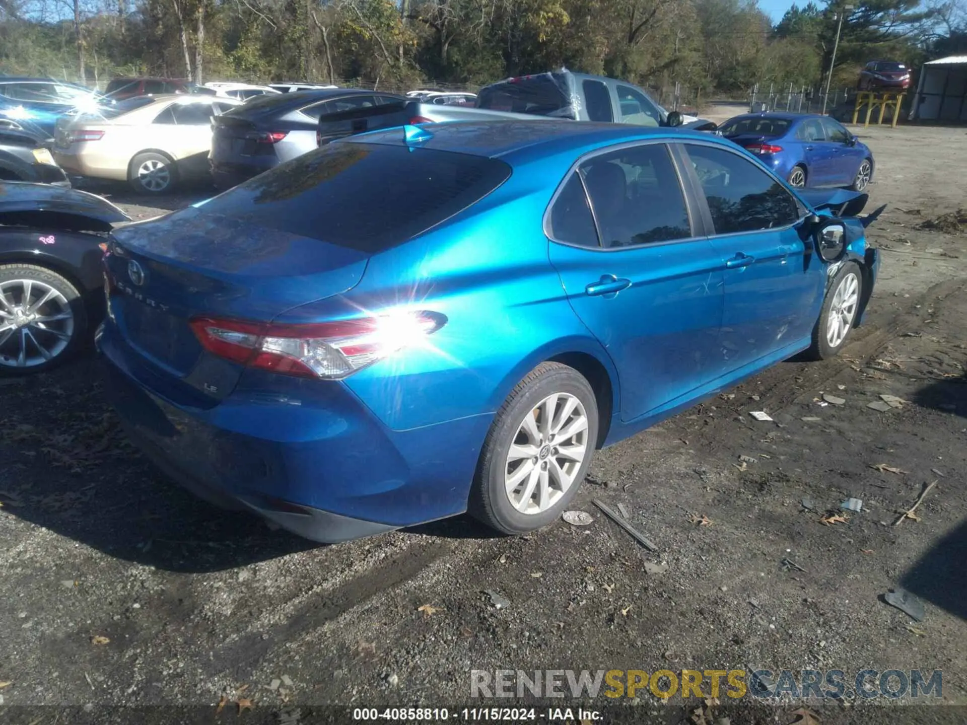 4 Photograph of a damaged car 4T1C11AK9LU386250 TOYOTA CAMRY 2020