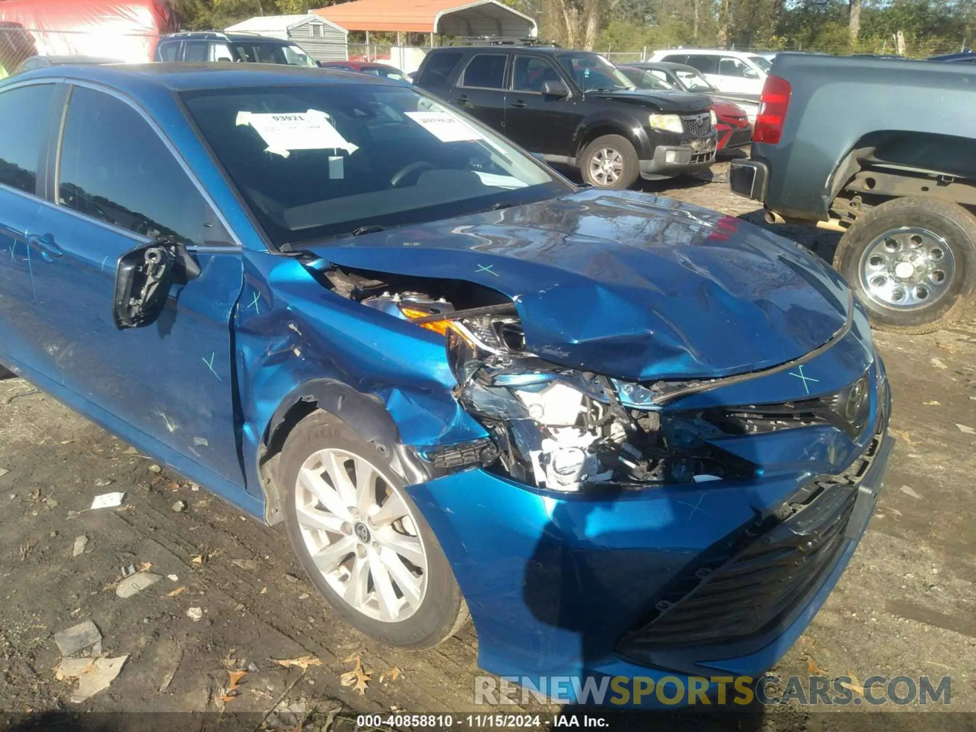 6 Photograph of a damaged car 4T1C11AK9LU386250 TOYOTA CAMRY 2020