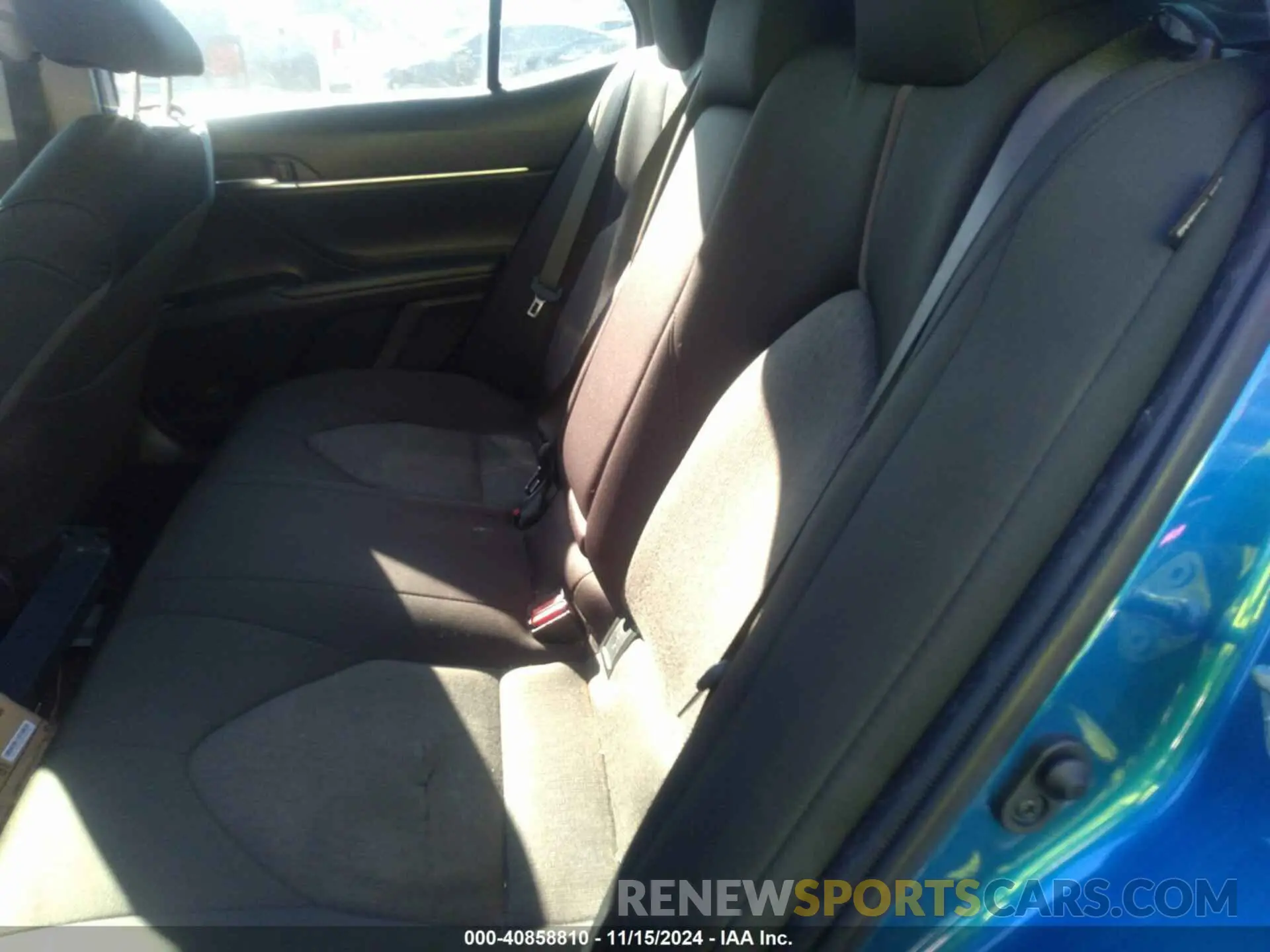 8 Photograph of a damaged car 4T1C11AK9LU386250 TOYOTA CAMRY 2020