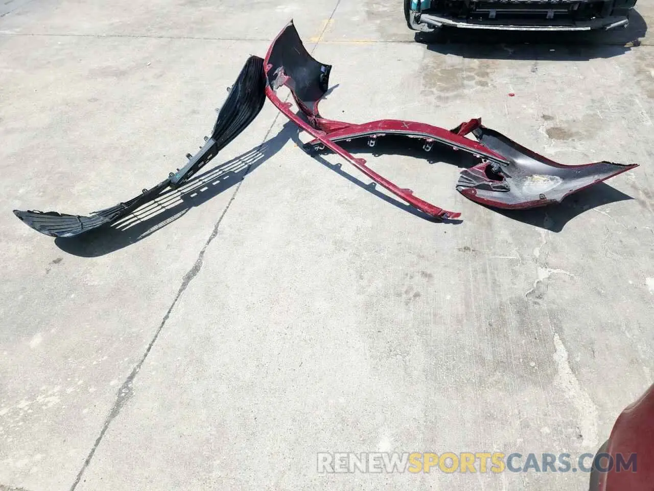 12 Photograph of a damaged car 4T1C11AK9LU389942 TOYOTA CAMRY 2020