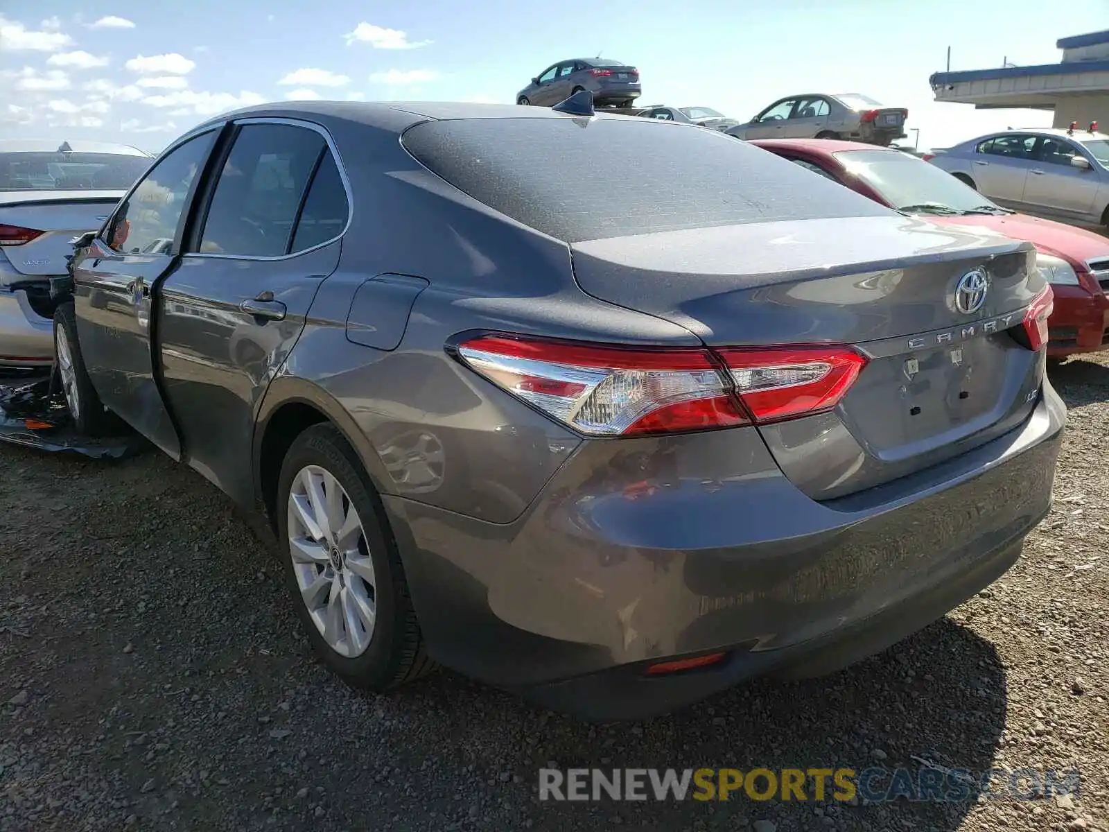 3 Photograph of a damaged car 4T1C11AK9LU398091 TOYOTA CAMRY 2020