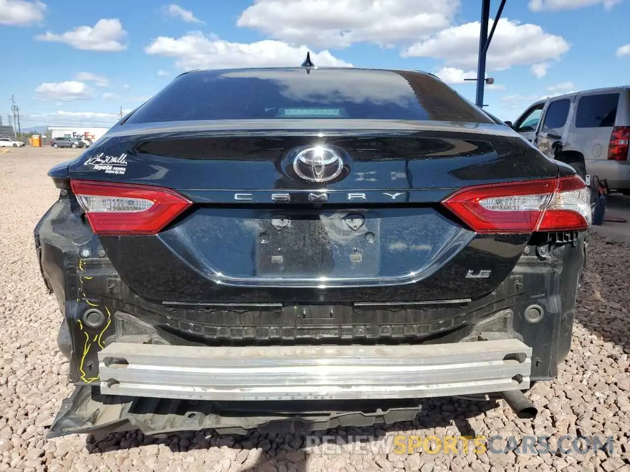 6 Photograph of a damaged car 4T1C11AK9LU504670 TOYOTA CAMRY 2020
