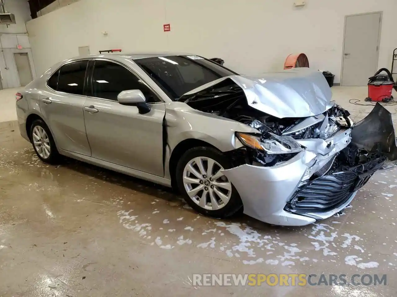 4 Photograph of a damaged car 4T1C11AK9LU509383 TOYOTA CAMRY 2020