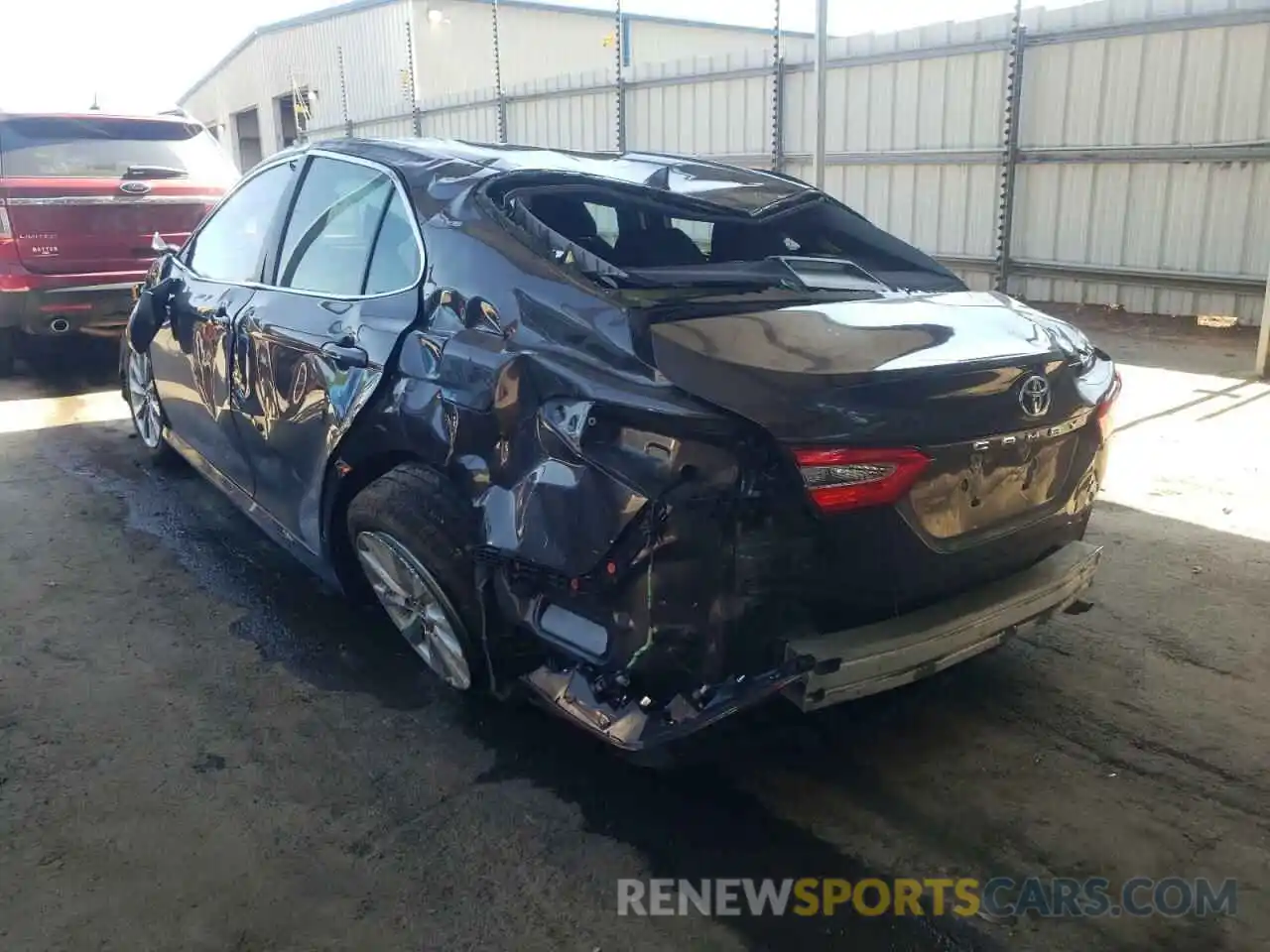 3 Photograph of a damaged car 4T1C11AK9LU859225 TOYOTA CAMRY 2020