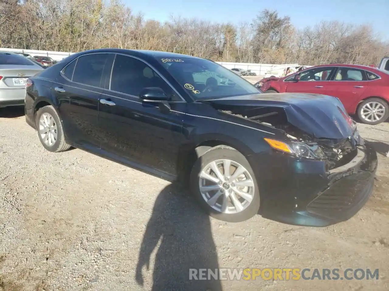 4 Photograph of a damaged car 4T1C11AK9LU880365 TOYOTA CAMRY 2020