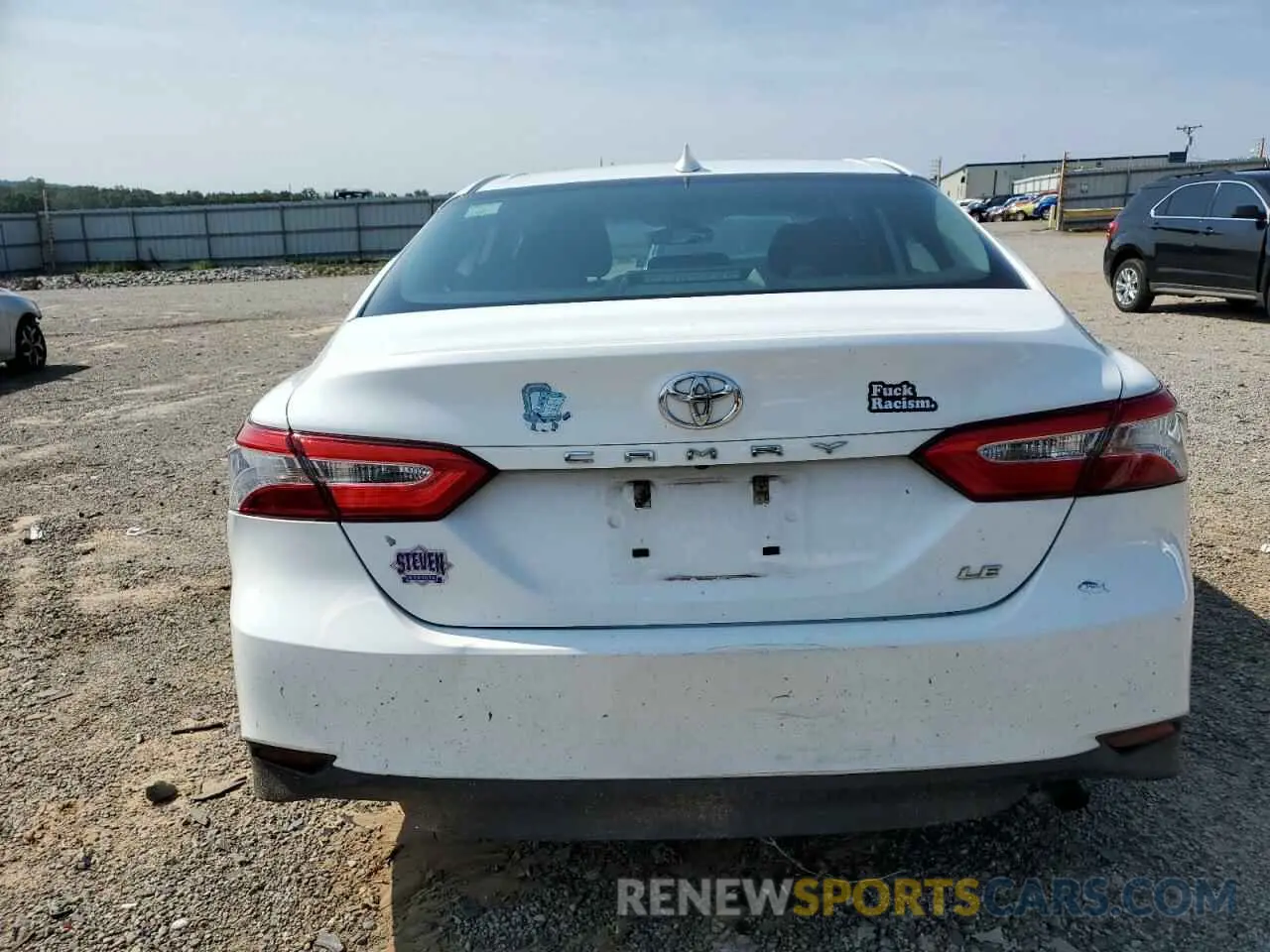 6 Photograph of a damaged car 4T1C11AK9LU881161 TOYOTA CAMRY 2020