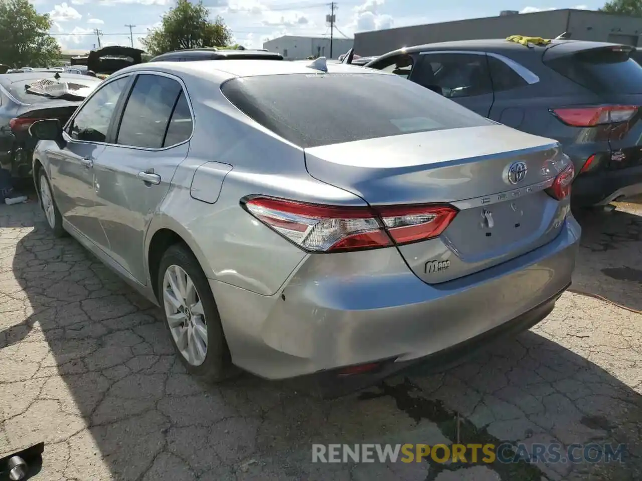 3 Photograph of a damaged car 4T1C11AK9LU891804 TOYOTA CAMRY 2020