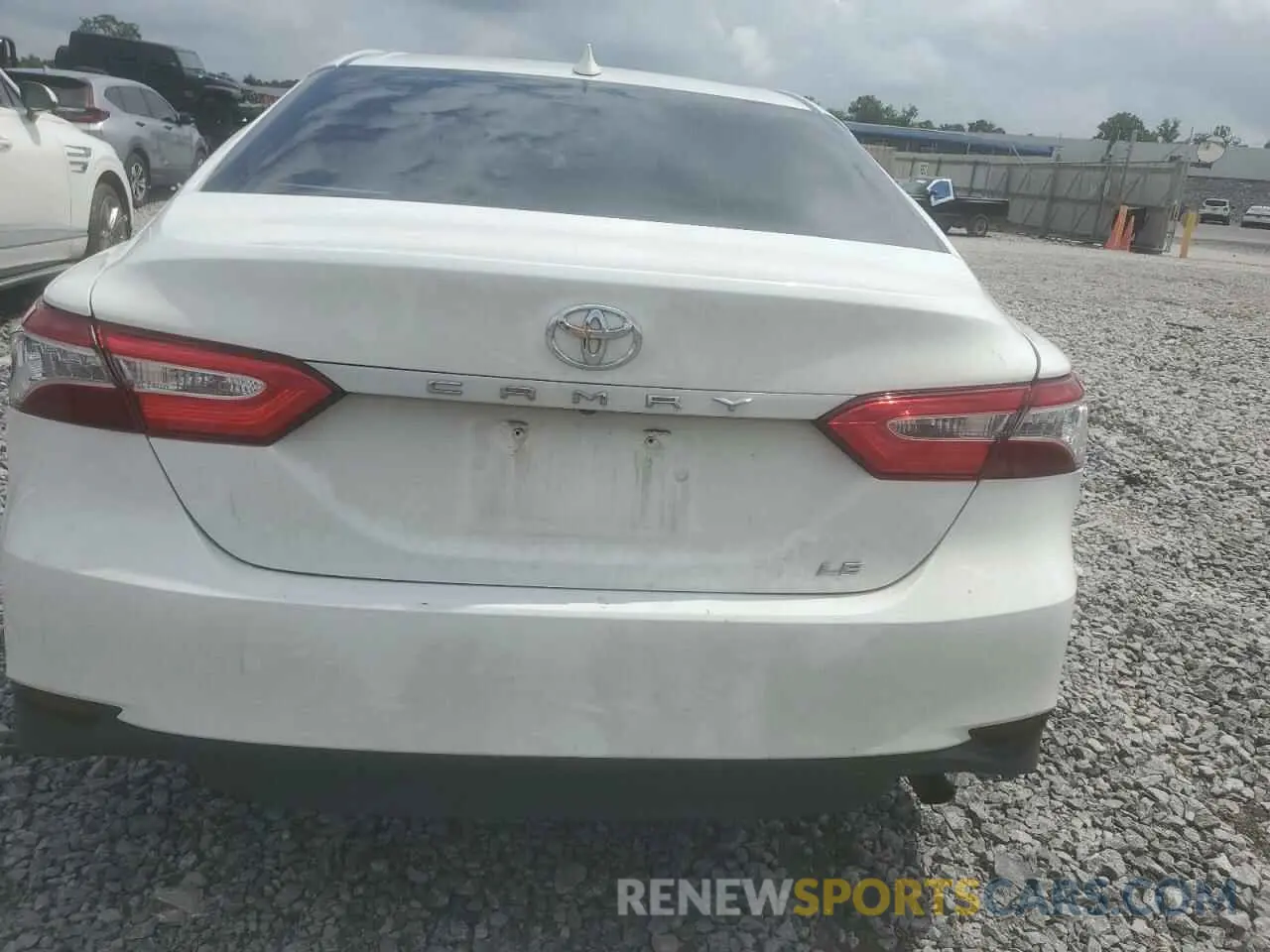 6 Photograph of a damaged car 4T1C11AK9LU892189 TOYOTA CAMRY 2020