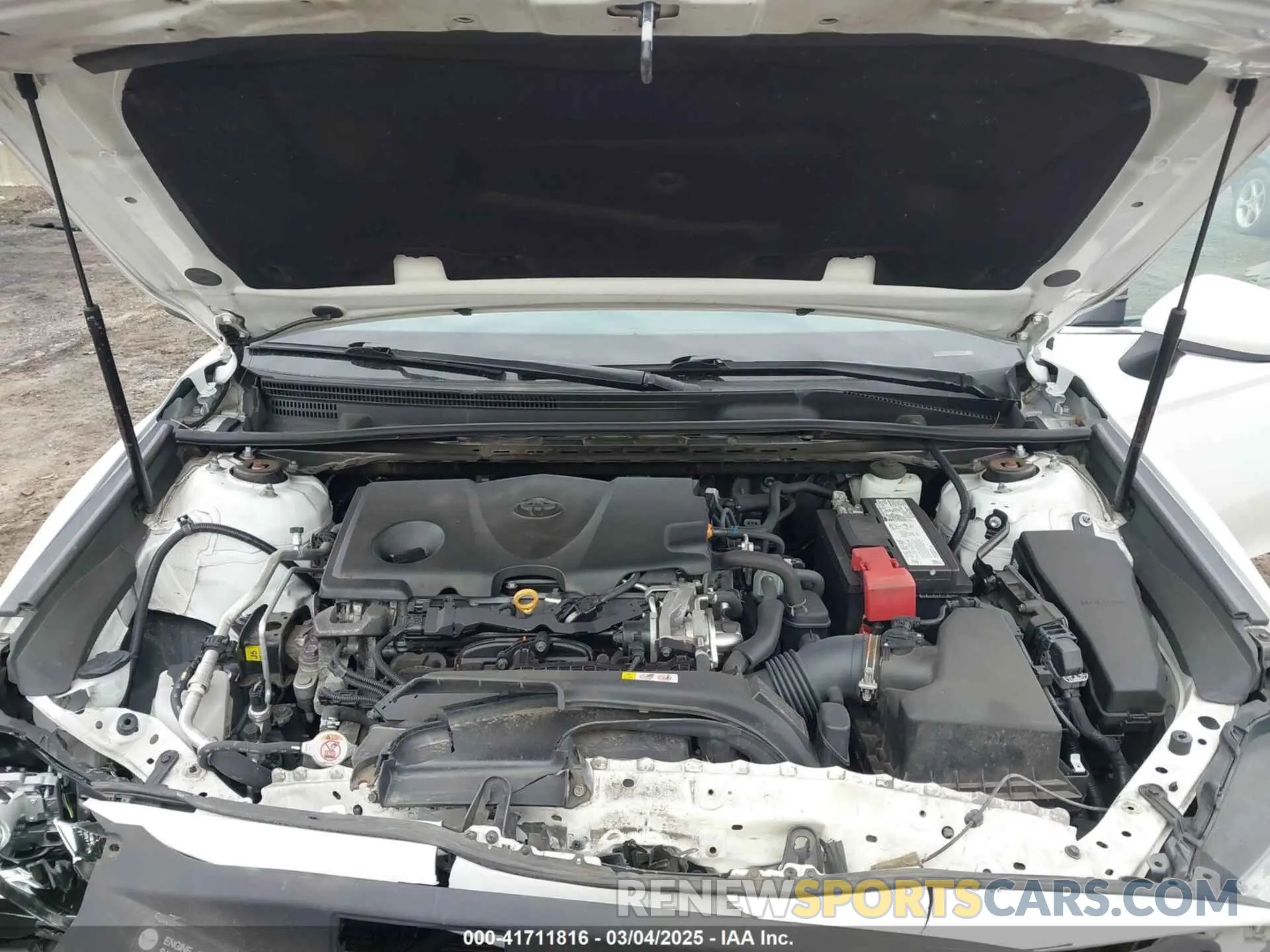 10 Photograph of a damaged car 4T1C11AK9LU912585 TOYOTA CAMRY 2020