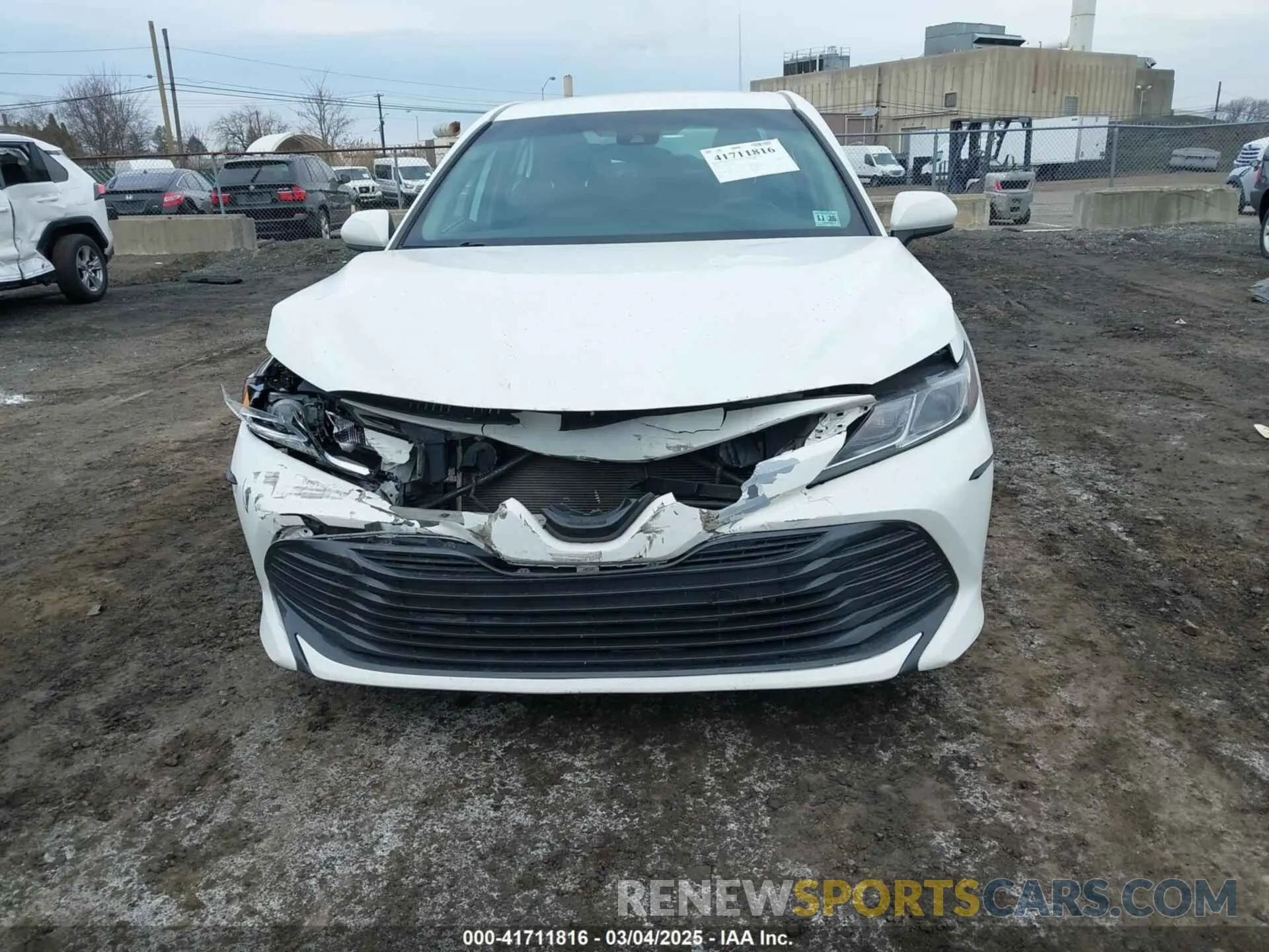 6 Photograph of a damaged car 4T1C11AK9LU912585 TOYOTA CAMRY 2020