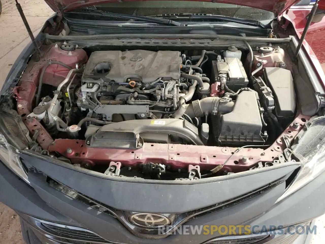 11 Photograph of a damaged car 4T1C11AK9LU916474 TOYOTA CAMRY 2020