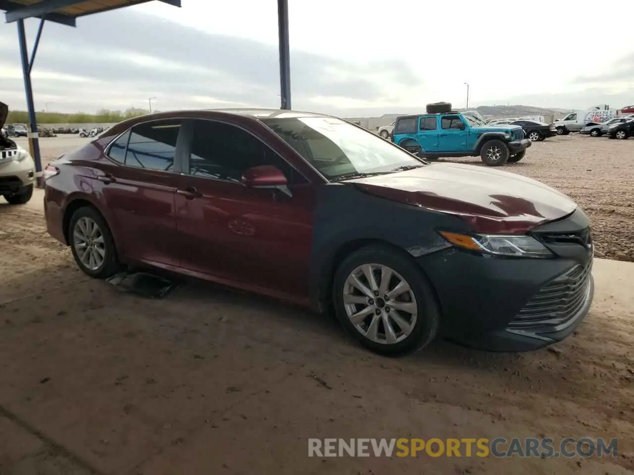 4 Photograph of a damaged car 4T1C11AK9LU916474 TOYOTA CAMRY 2020