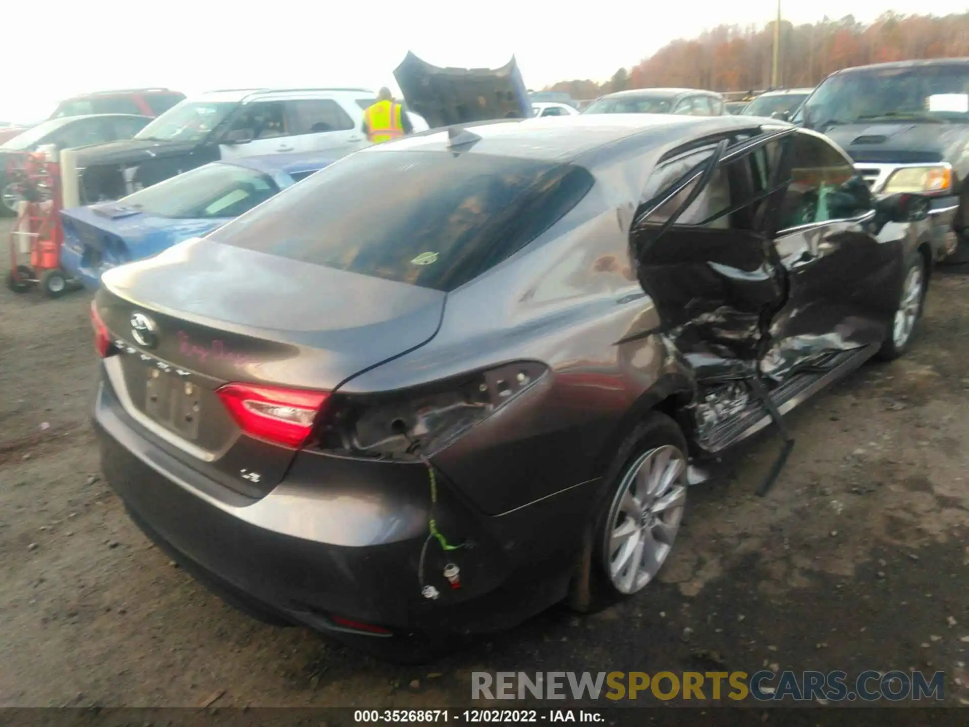 4 Photograph of a damaged car 4T1C11AK9LU923389 TOYOTA CAMRY 2020