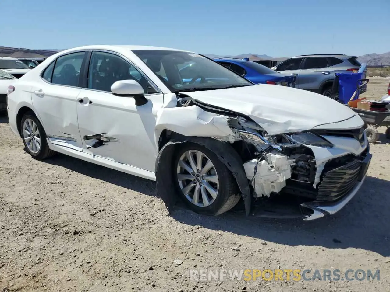 4 Photograph of a damaged car 4T1C11AK9LU929192 TOYOTA CAMRY 2020