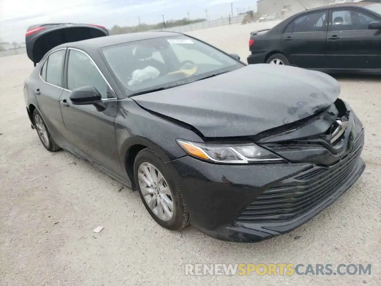 1 Photograph of a damaged car 4T1C11AK9LU938331 TOYOTA CAMRY 2020