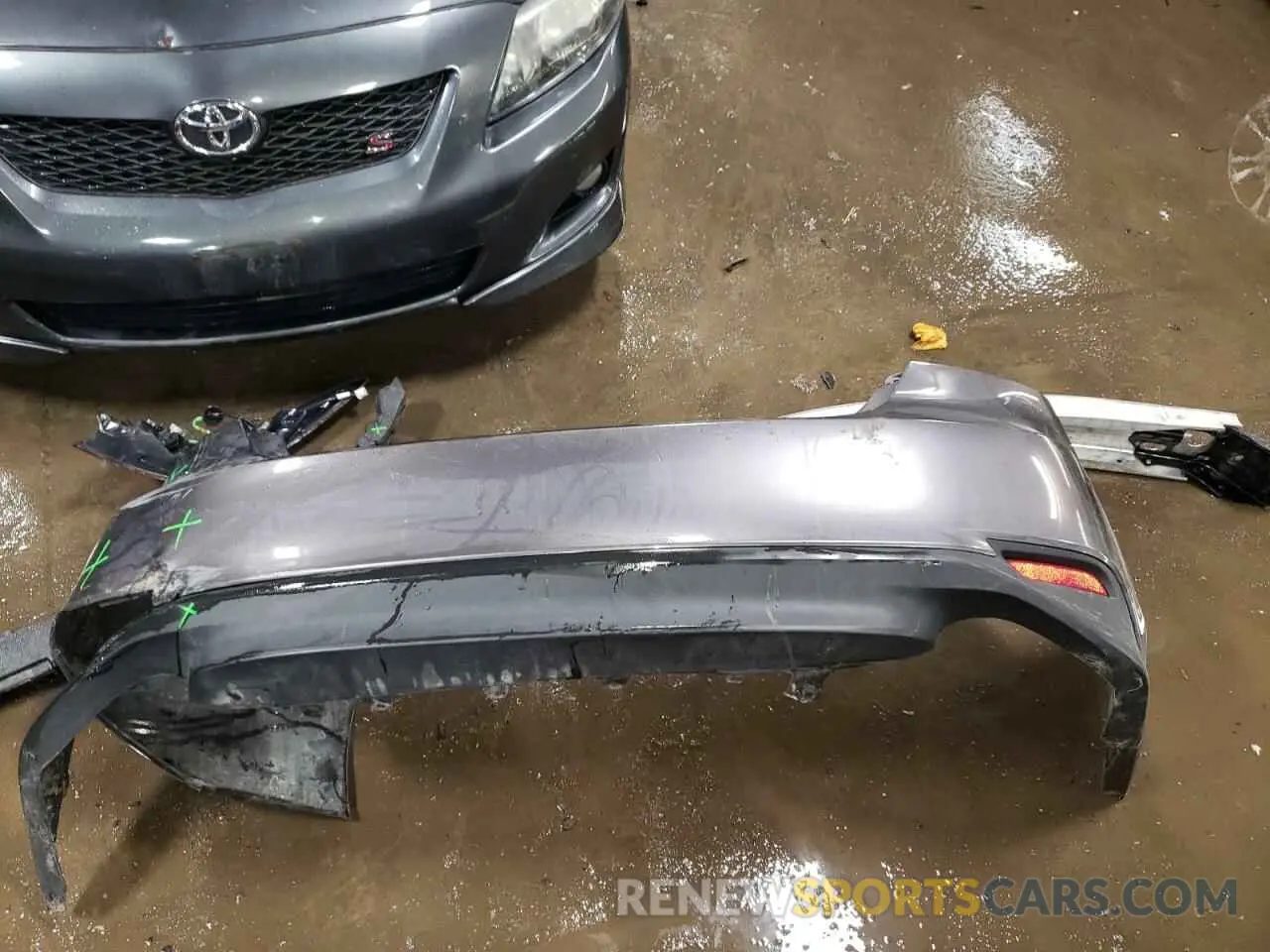 12 Photograph of a damaged car 4T1C11AK9LU939110 TOYOTA CAMRY 2020
