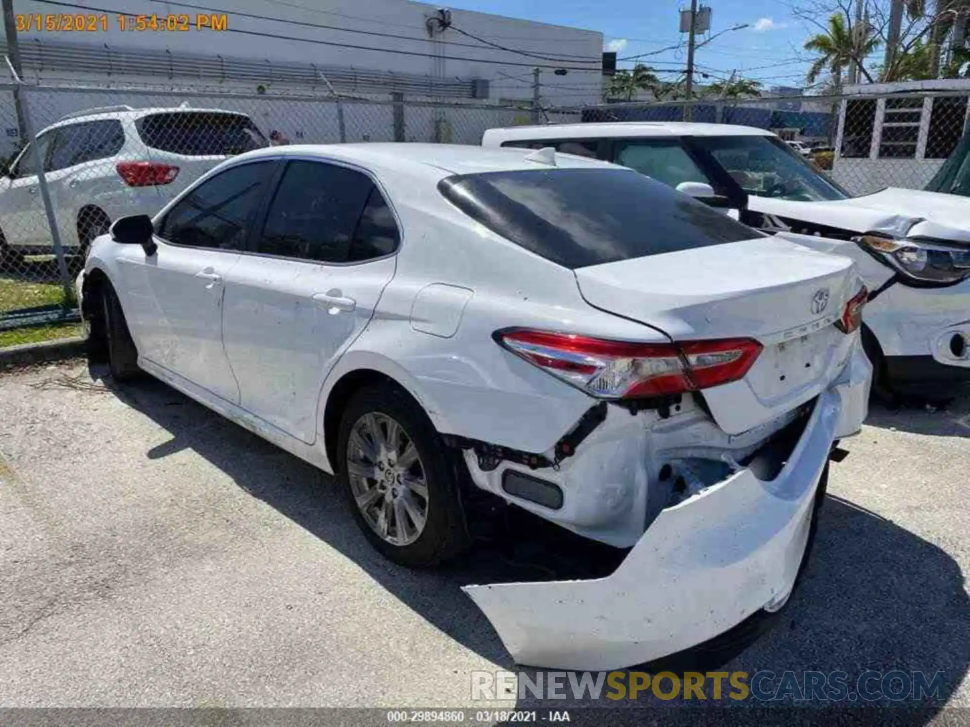 16 Photograph of a damaged car 4T1C11AK9LU949880 TOYOTA CAMRY 2020