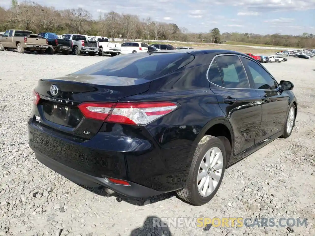 4 Photograph of a damaged car 4T1C11AK9LU960474 TOYOTA CAMRY 2020