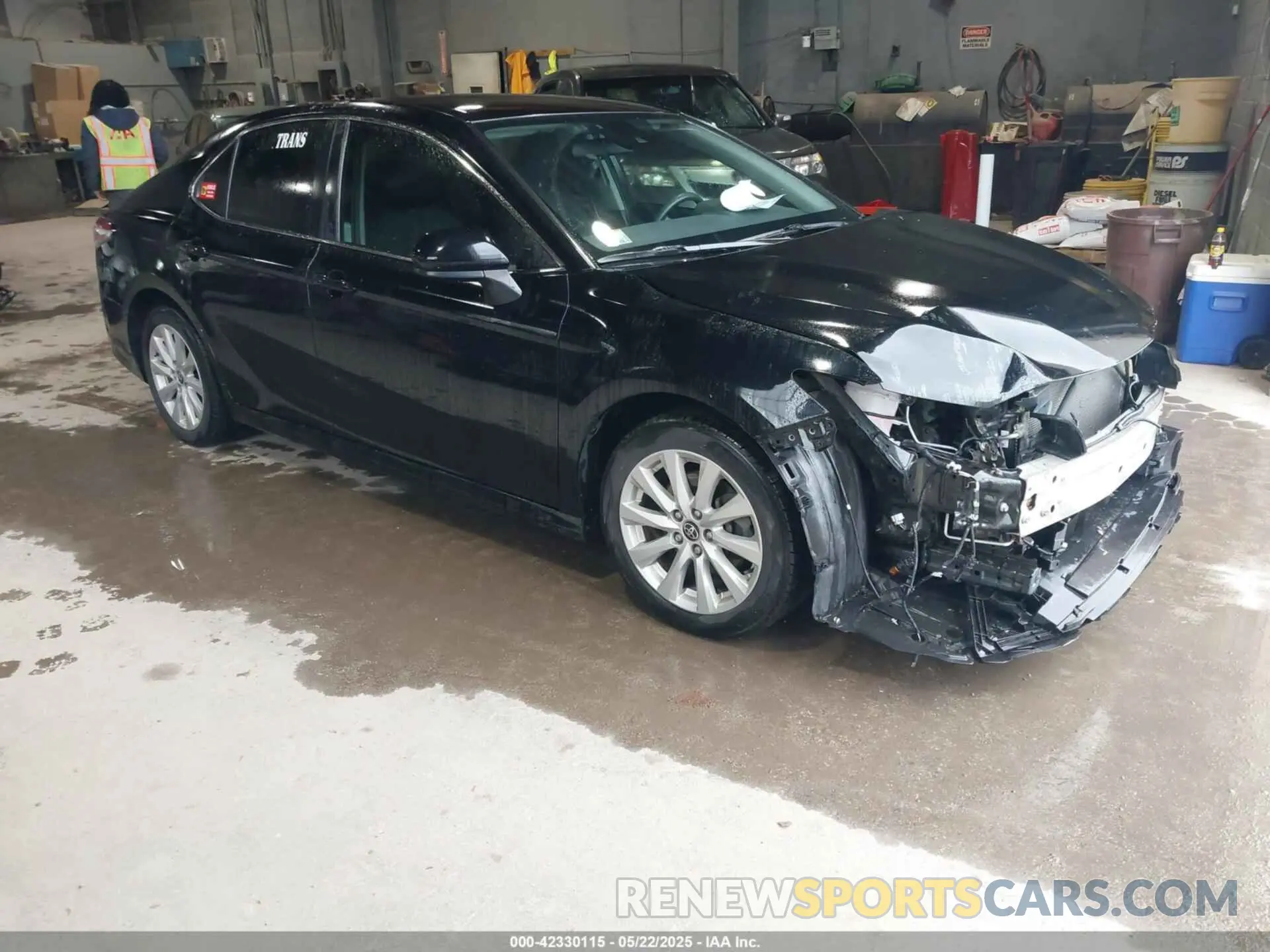 1 Photograph of a damaged car 4T1C11AK9LU960880 TOYOTA CAMRY 2020