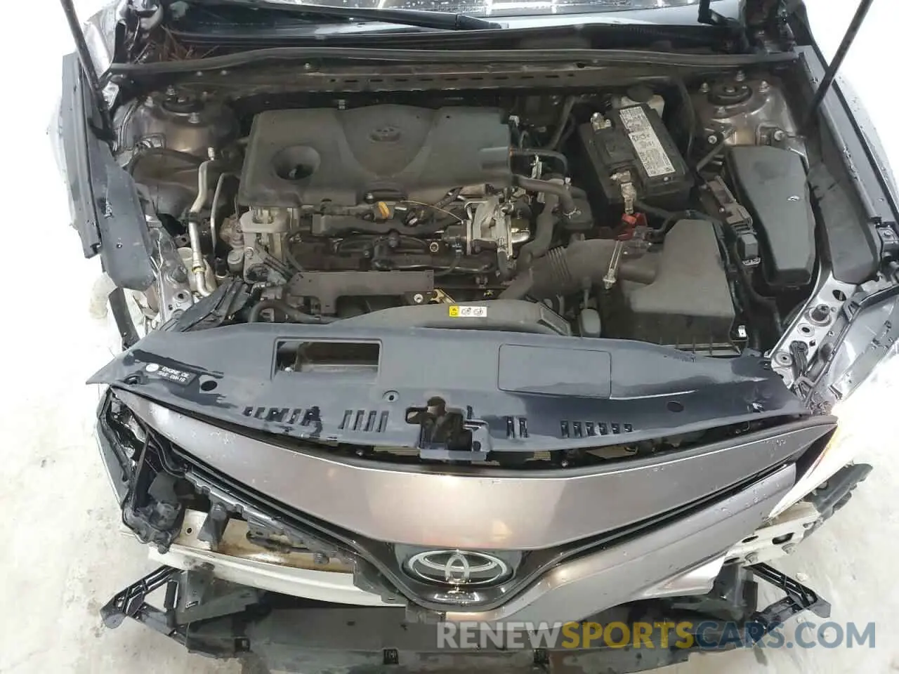 11 Photograph of a damaged car 4T1C11AK9LU968476 TOYOTA CAMRY 2020