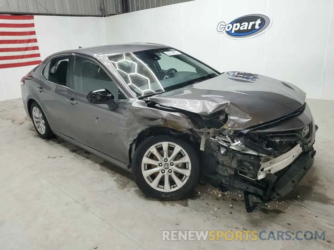 4 Photograph of a damaged car 4T1C11AK9LU968476 TOYOTA CAMRY 2020