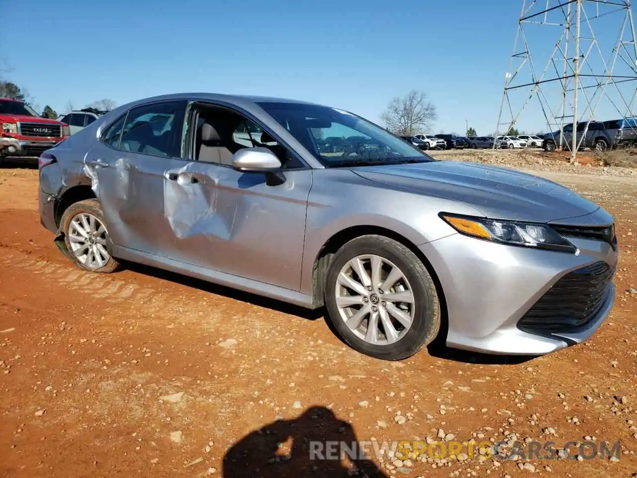 4 Photograph of a damaged car 4T1C11AK9LU979610 TOYOTA CAMRY 2020