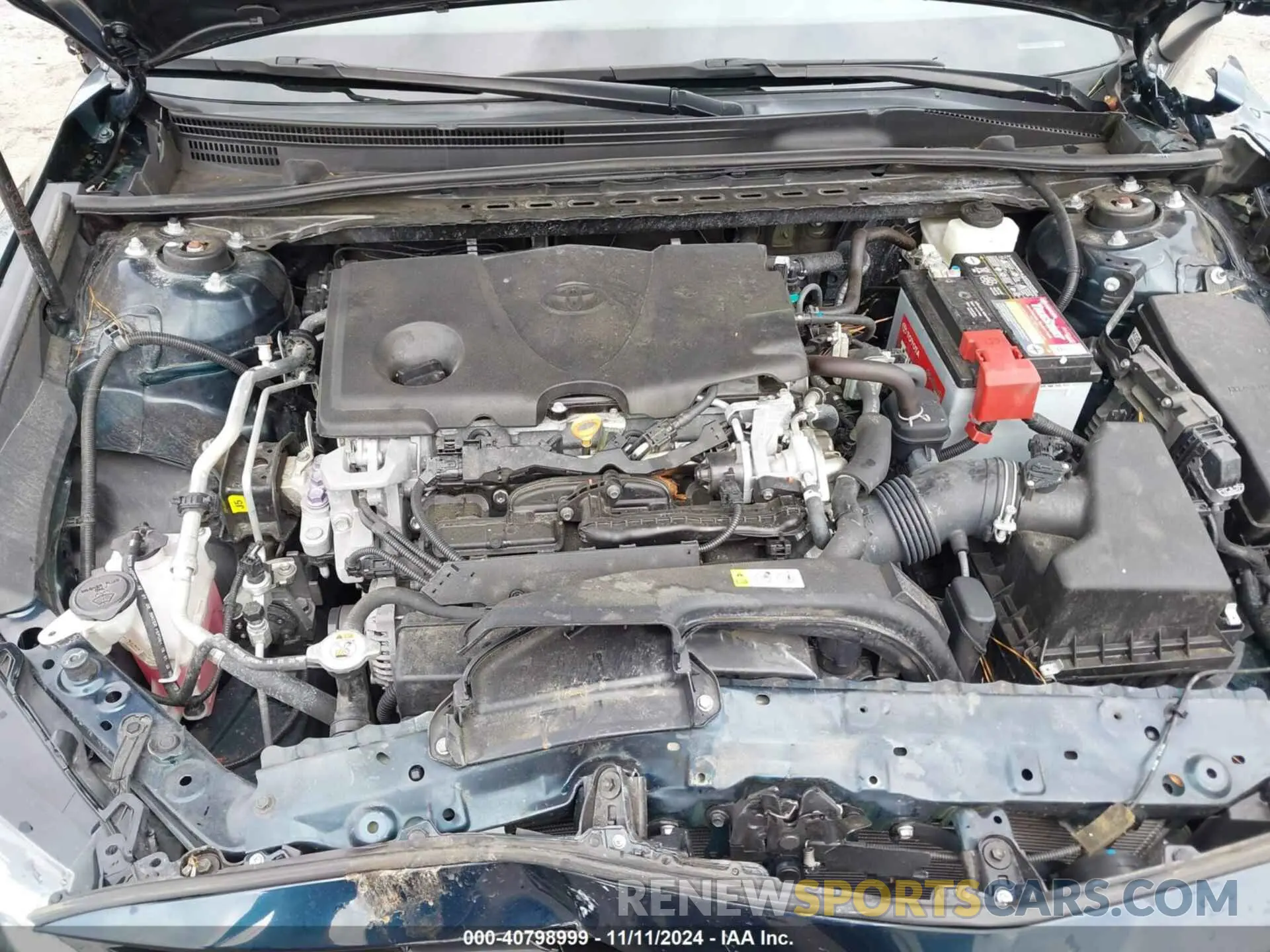 10 Photograph of a damaged car 4T1C11AK9LU985116 TOYOTA CAMRY 2020