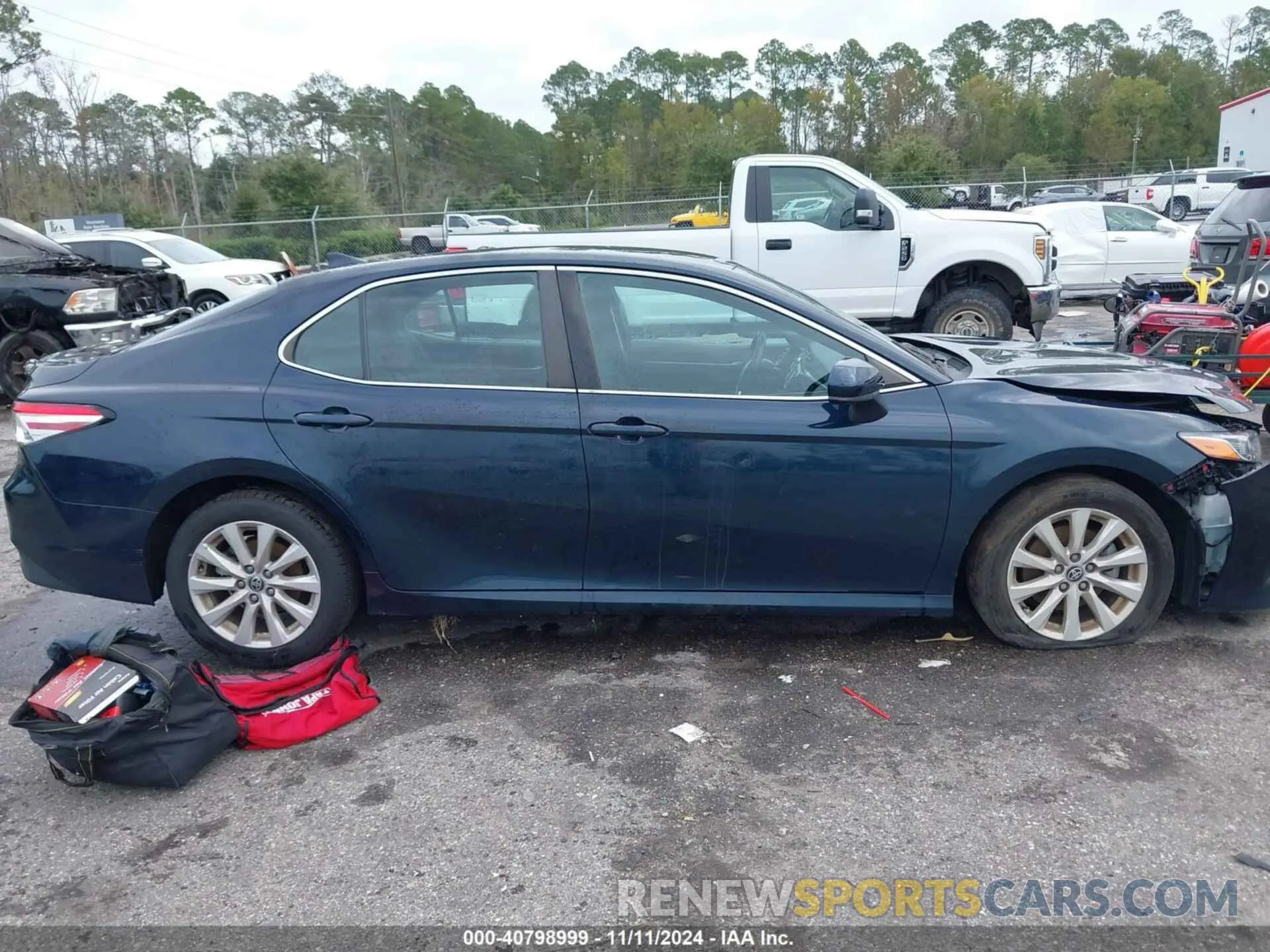 13 Photograph of a damaged car 4T1C11AK9LU985116 TOYOTA CAMRY 2020