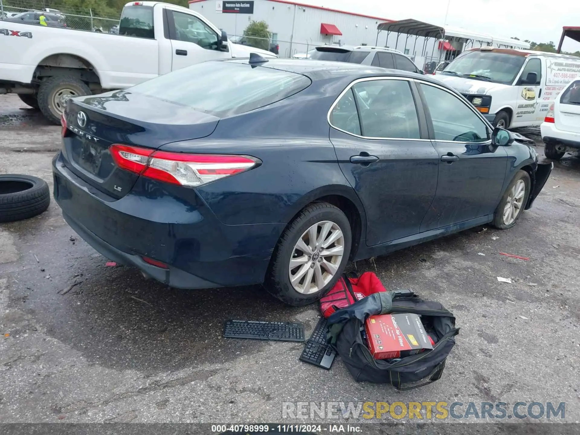 4 Photograph of a damaged car 4T1C11AK9LU985116 TOYOTA CAMRY 2020