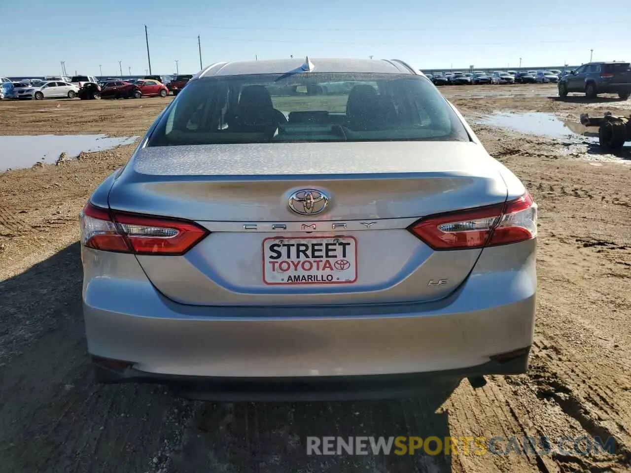 6 Photograph of a damaged car 4T1C11AK9LU986671 TOYOTA CAMRY 2020