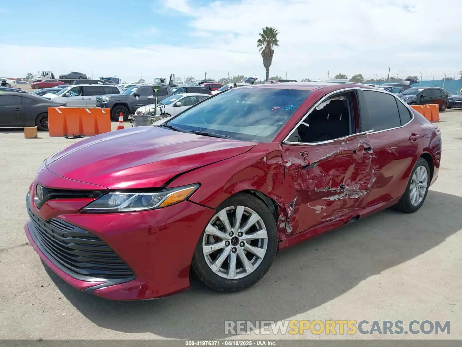2 Photograph of a damaged car 4T1C11AK9LU991305 TOYOTA CAMRY 2020