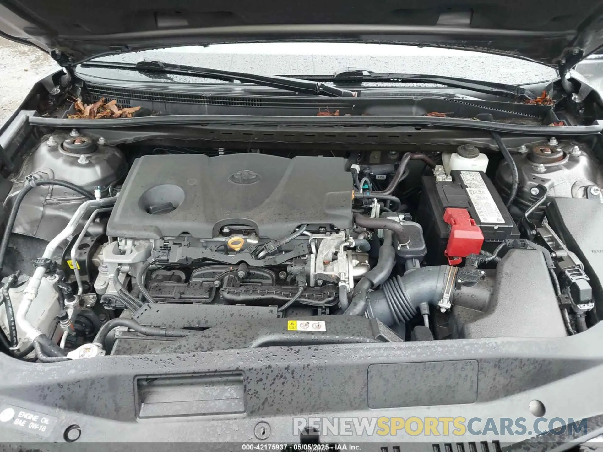 10 Photograph of a damaged car 4T1C11AK9LU996830 TOYOTA CAMRY 2020