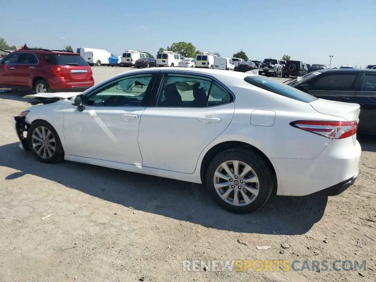 2 Photograph of a damaged car 4T1C11AKXLU305675 TOYOTA CAMRY 2020