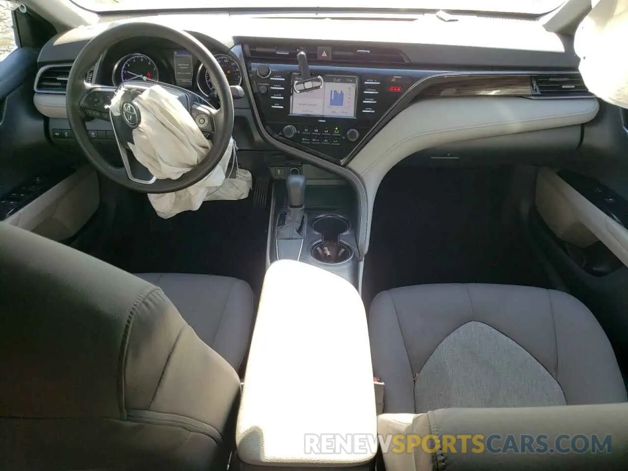 8 Photograph of a damaged car 4T1C11AKXLU316336 TOYOTA CAMRY 2020