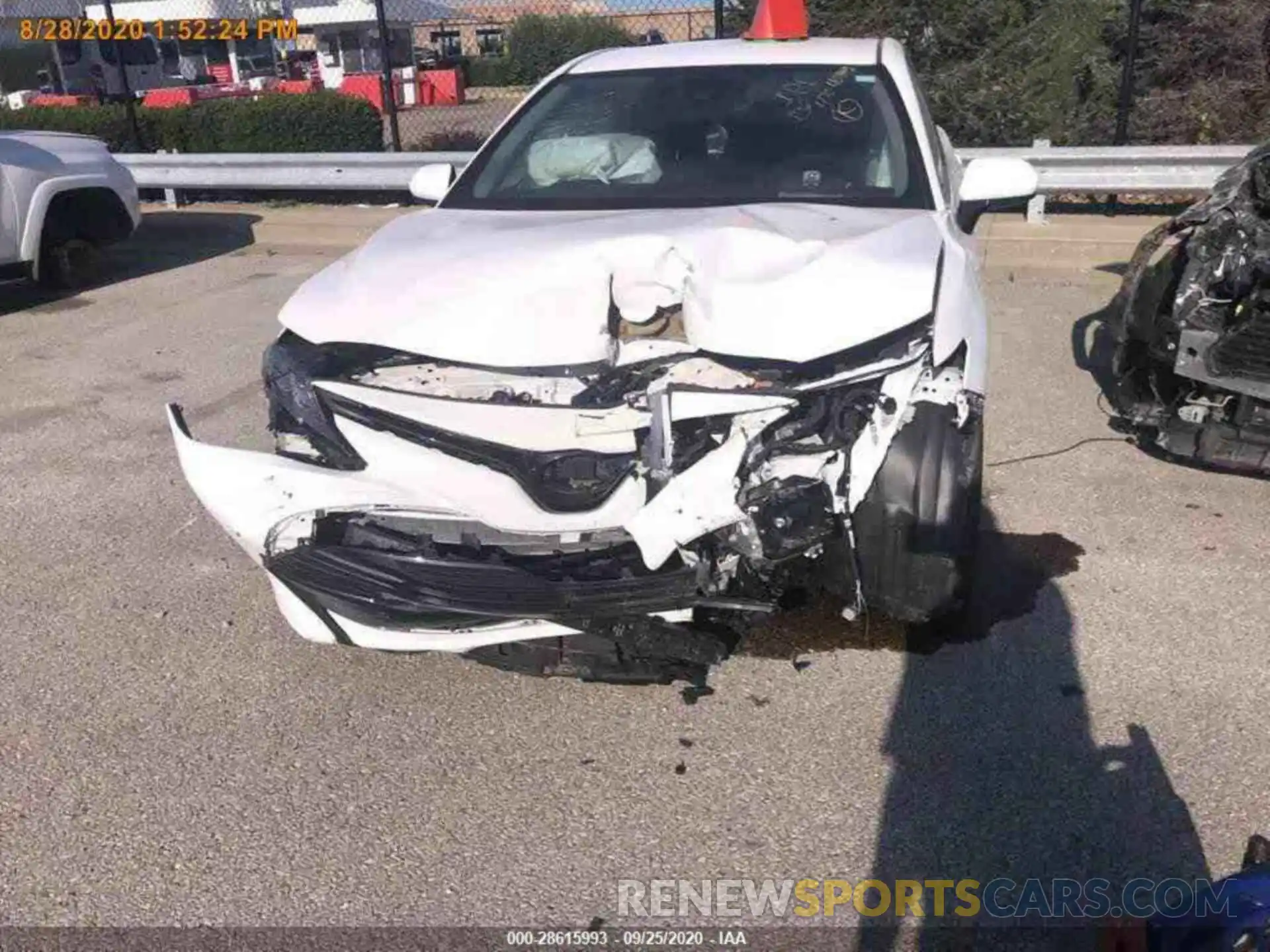 13 Photograph of a damaged car 4T1C11AKXLU332875 TOYOTA CAMRY 2020