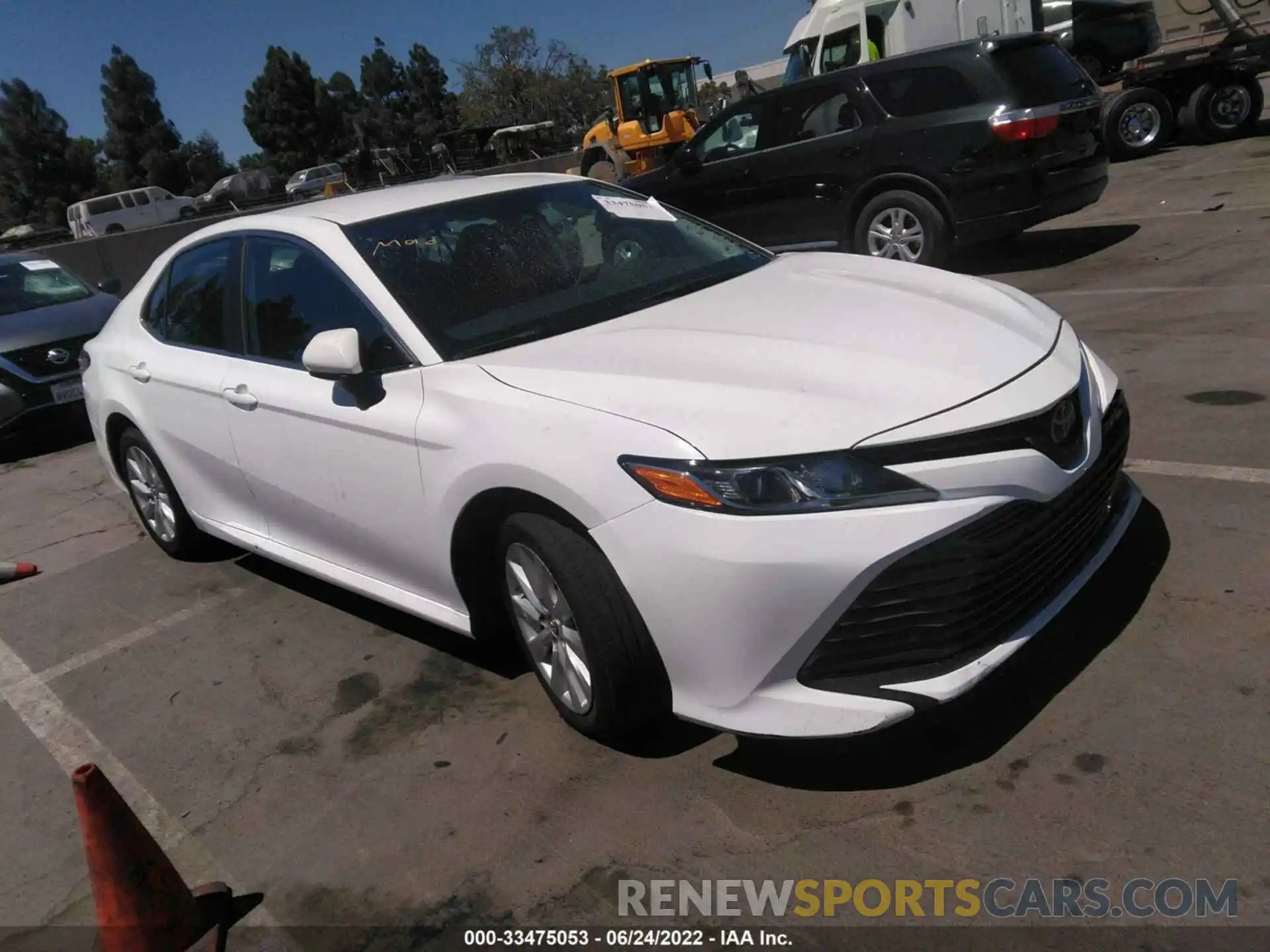 1 Photograph of a damaged car 4T1C11AKXLU333833 TOYOTA CAMRY 2020