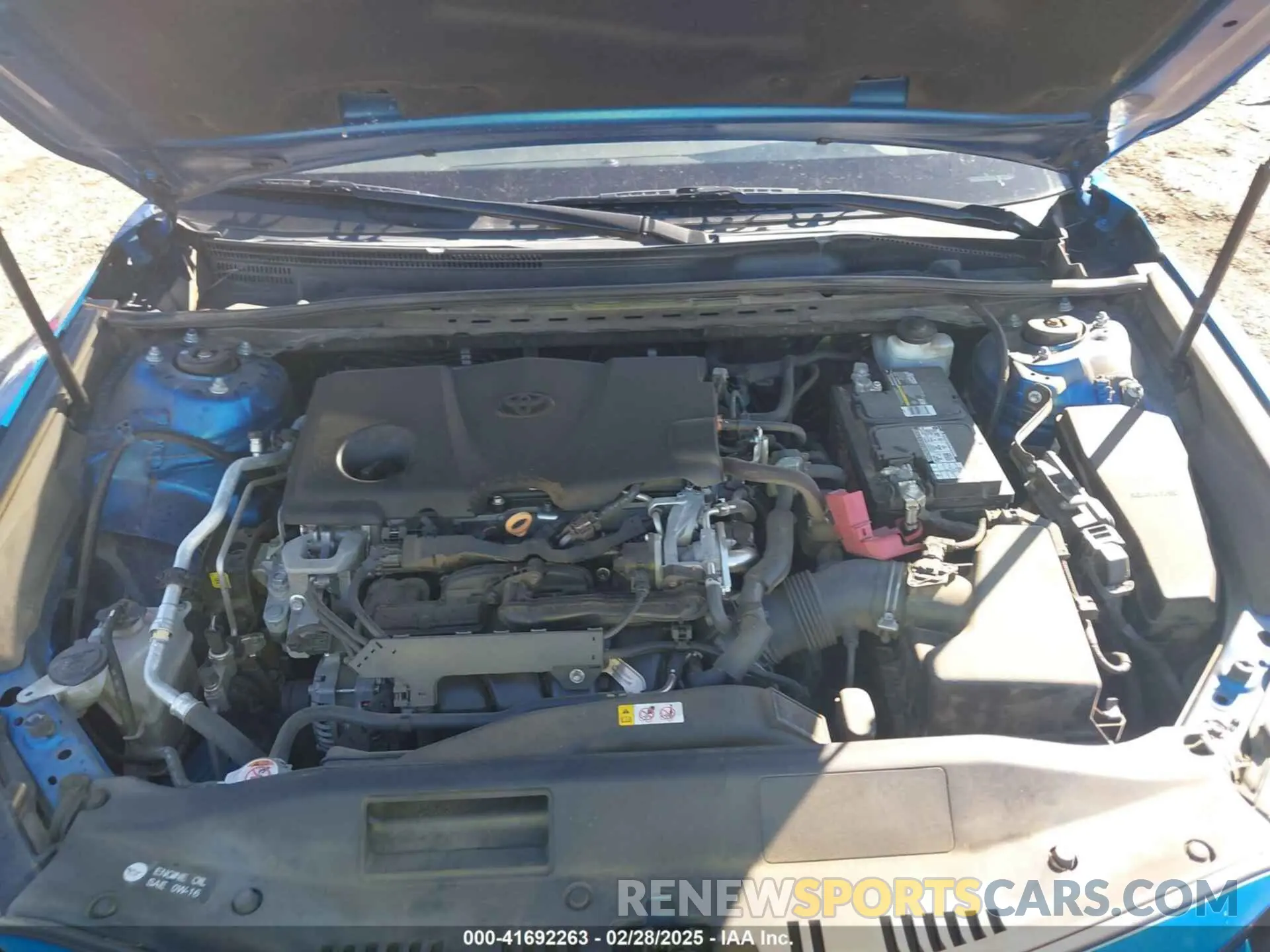 10 Photograph of a damaged car 4T1C11AKXLU335355 TOYOTA CAMRY 2020