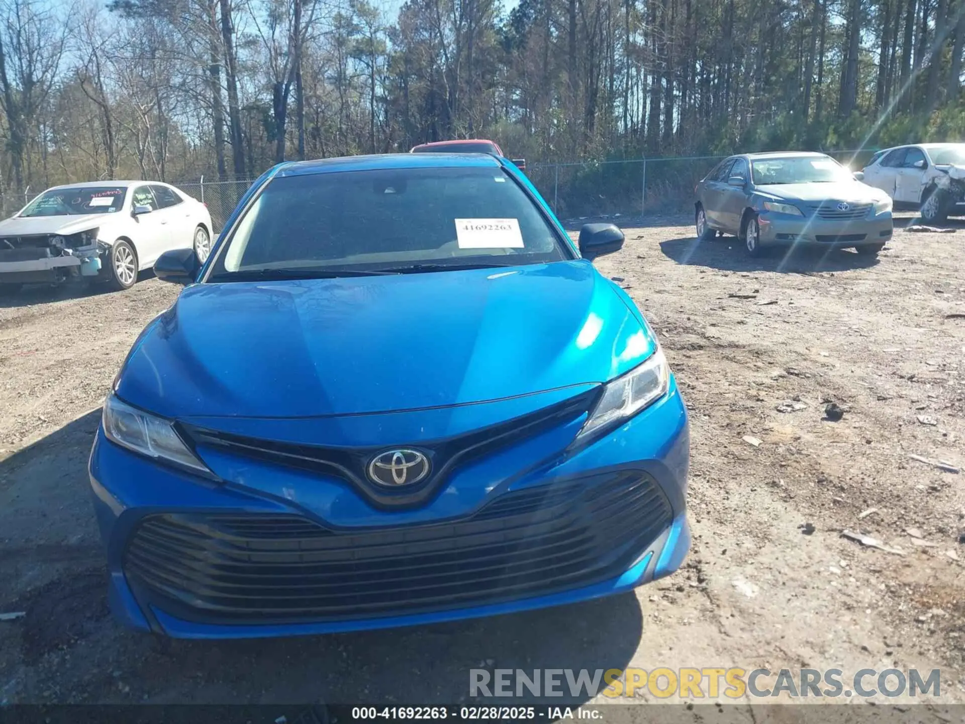 12 Photograph of a damaged car 4T1C11AKXLU335355 TOYOTA CAMRY 2020